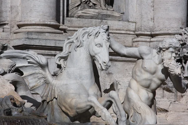 Fontána di Trevi v Římě, Itálie — Stock fotografie