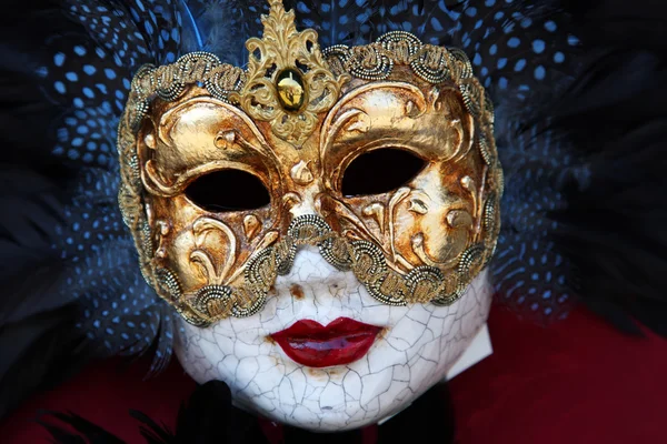Traditionelle bunte venezianische Maske — Stockfoto