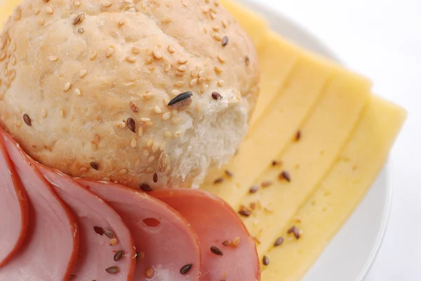 Presunto, queijo e pão — Fotografia de Stock