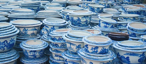 Stacks of ceramic pots — Stock Photo, Image