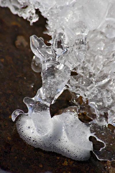 春冰的融化 — 图库照片