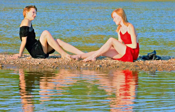 Relax by the river — Stock Photo, Image