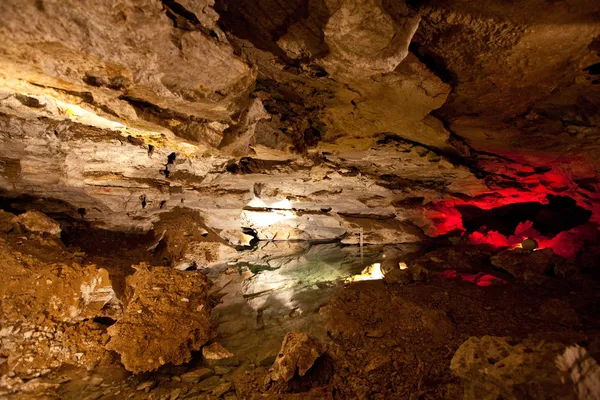 Σπήλαιο σπηλιά στις kungur πάγου — Φωτογραφία Αρχείου