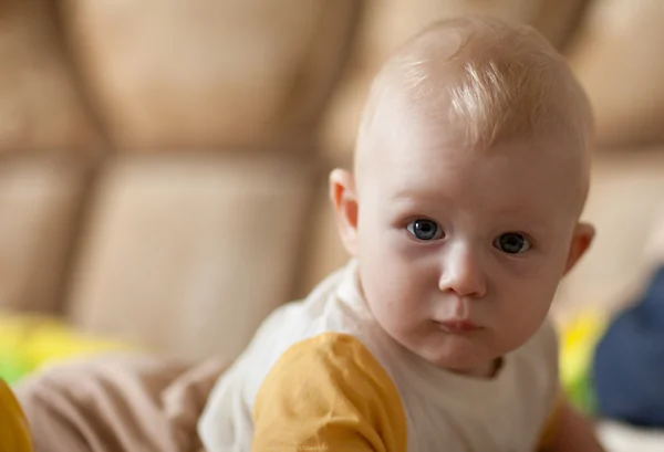 Portrait of the small baby — Stock Photo, Image