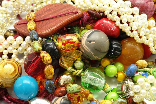 Kolorowa biżuteria, koraliki, bransoletki , — Zdjęcie stockowe