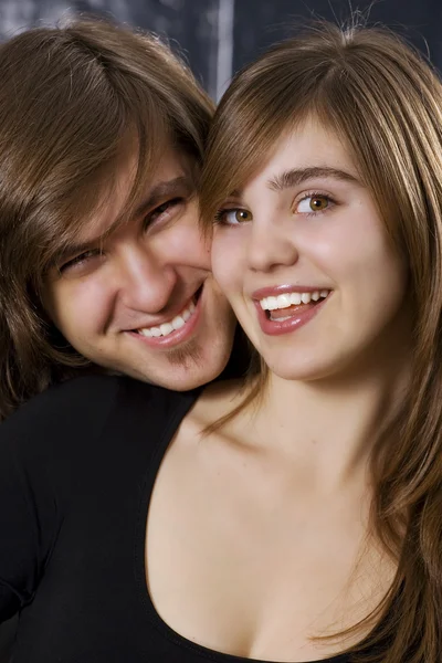 Young laughing couple — Stock Photo, Image