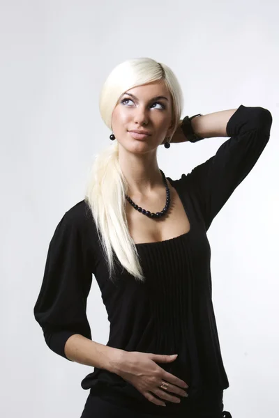Blondynka z długimi włosami — Zdjęcie stockowe