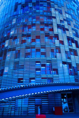 Yeni gökdelen torre agbar Close-Up