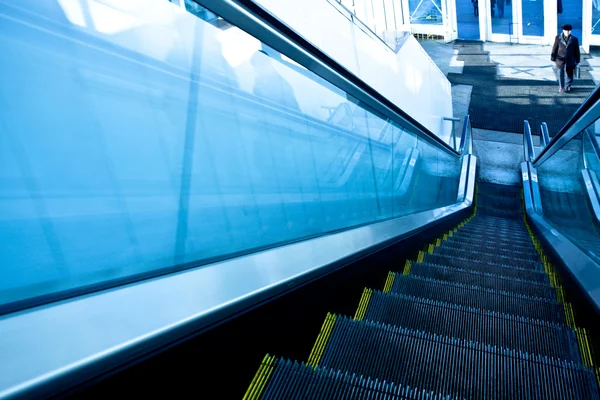 On the top of gray escalator in new trad — Stock Photo, Image