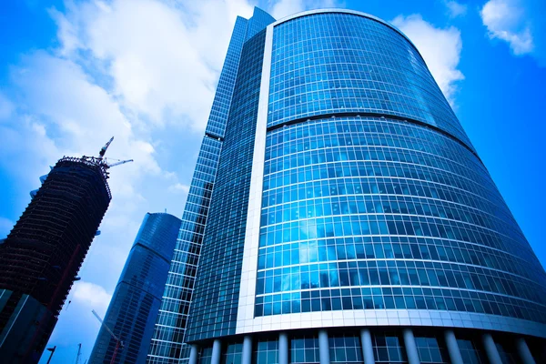Skyskrapor business centre konstruktion — Stockfoto