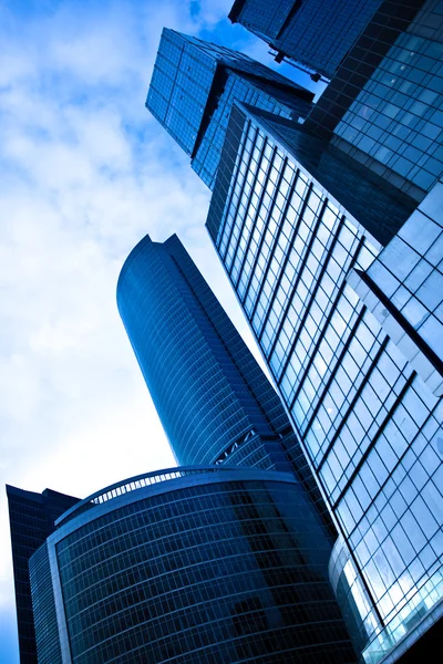 Arranha-céus azuis Centro de negócios em Mosc — Fotografia de Stock