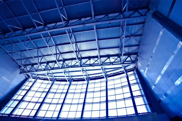 Wide blue ceiling — Stock Photo, Image