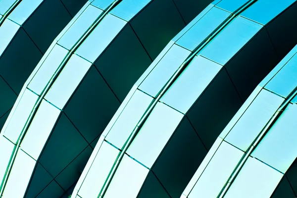 Abstrakte diagonale Ernte eines Wolkenkratzers — Stockfoto