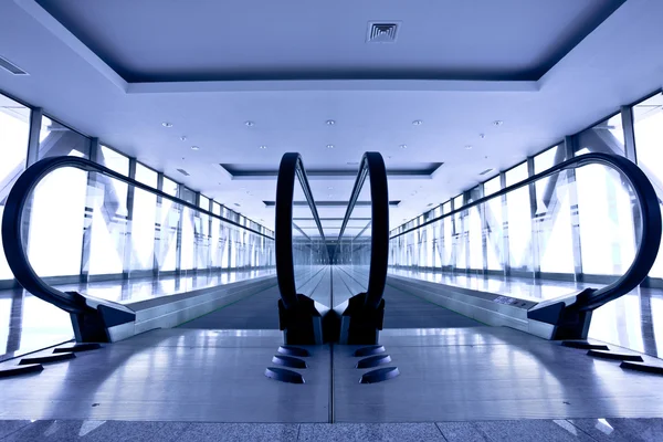 Empty gray escalator — Stock Photo, Image