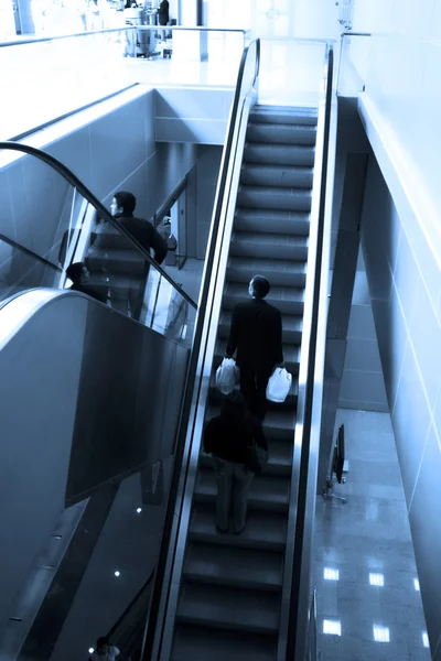 Муфтовые эскалаторы — стоковое фото