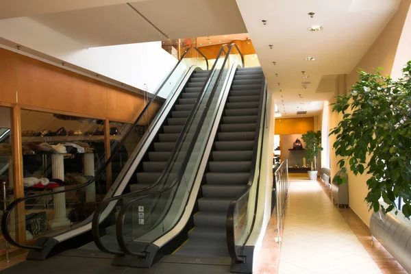 Two escalators in shopping mall — Stock Photo, Image
