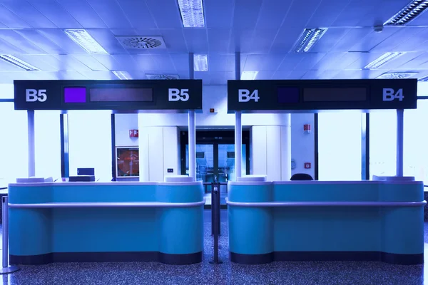 Bureaux à l'aéroport — Photo