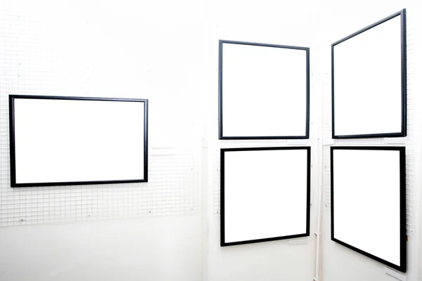 Walls in museum with frames — Zdjęcie stockowe