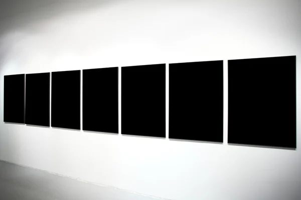 Yedi boş siyah büyük afiş — Stok fotoğraf