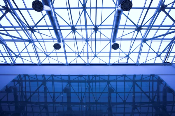 Office mavi cam tavan — Stok fotoğraf