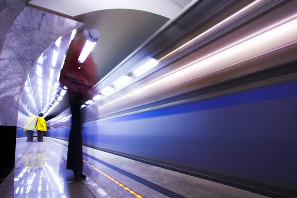 And fast train in subway — Stock Photo, Image