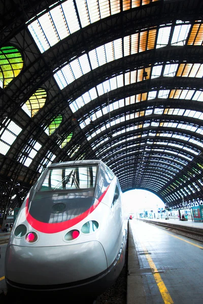 Tren rápido en Milán —  Fotos de Stock