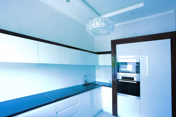 Blauwe interieur keukenhoek — Stockfoto
