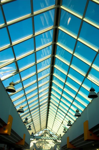 Vista vertical del techo de la oficina — Foto de Stock
