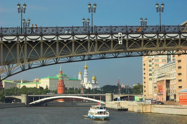 Міст в центрі Москви — стокове фото