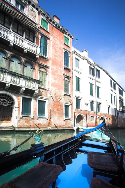 Gondola nose on water — Stock Photo, Image