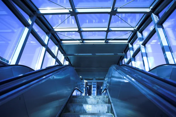 Move escalator in modern office — Stock Photo, Image