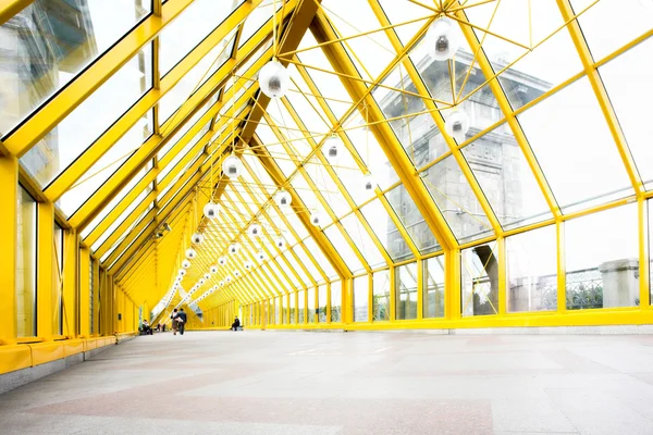 Empty yellow corridor — Stock Photo, Image