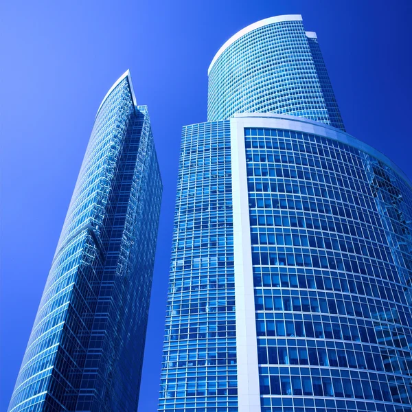 Επιχειρηματικό κέντρο νέων ουρανοξύστες — Φωτογραφία Αρχείου
