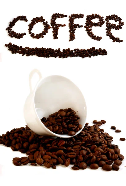 こぼれたコーヒー豆 — ストック写真