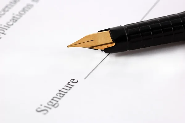 Close-up de uma caneta-tinteiro — Fotografia de Stock