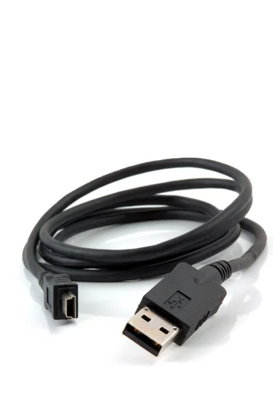 USB-Kabel mit Mini-USB-Verlegung — Stockfoto