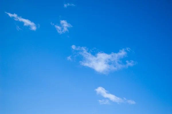 Cielo azul y nubes —  Fotos de Stock