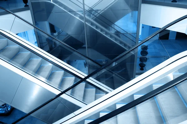 Cross escalators — Stock Photo, Image