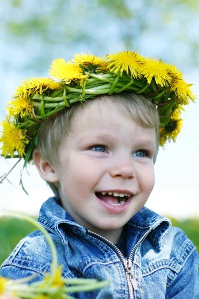 Счастливый ребенок — стоковое фото