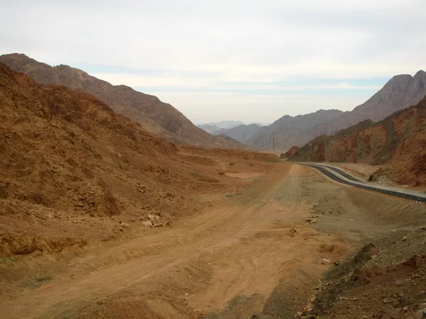 Strada nelle montagne del Sinai — Foto Stock