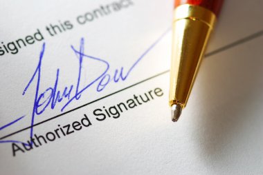 bir sözleşme imzalama