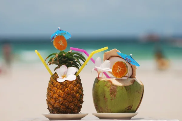 Tropische cocktails — Stockfoto