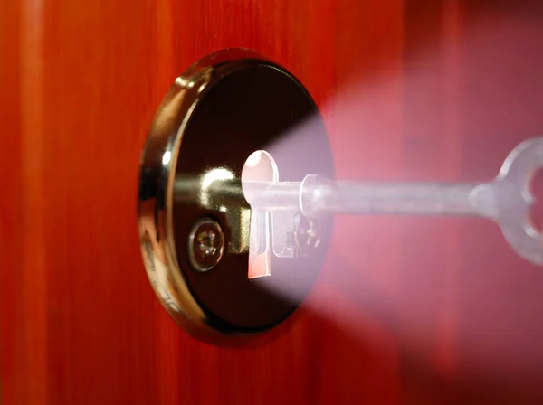 키와 열쇠 구멍 — 스톡 사진