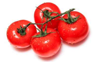 Şube su damlaları ile domates