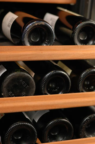 Stojak na wino — Zdjęcie stockowe