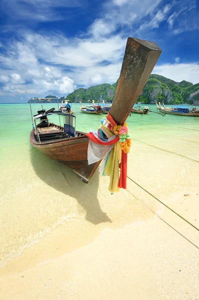 Tradiční thajské lodi — Stock fotografie
