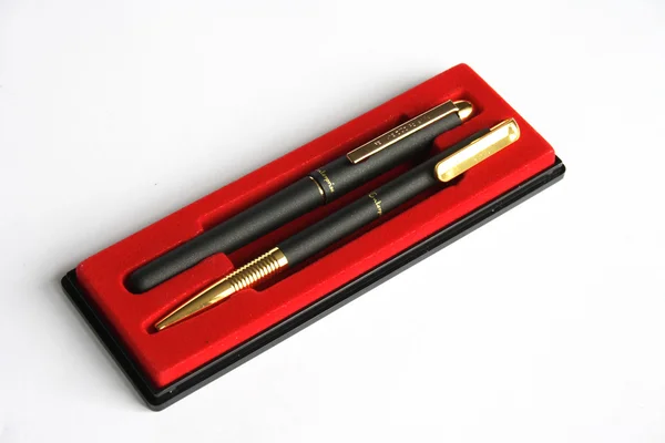 Duas canetas pretas — Fotografia de Stock
