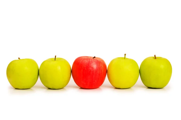 Vyčnívat z davu koncept s jablky — Stock fotografie