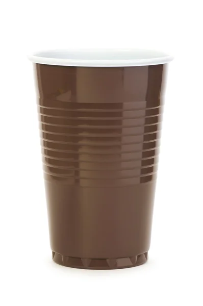 白で隔離される使い捨てカップ — ストック写真