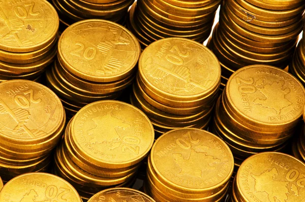 Bliska stosów złote monety — Zdjęcie stockowe